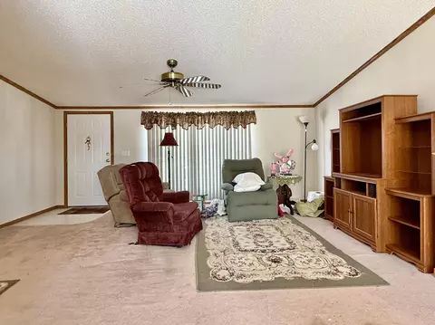 Living - 305 Cedar St, Cheboygan, MI 49721 photo 2 of 2