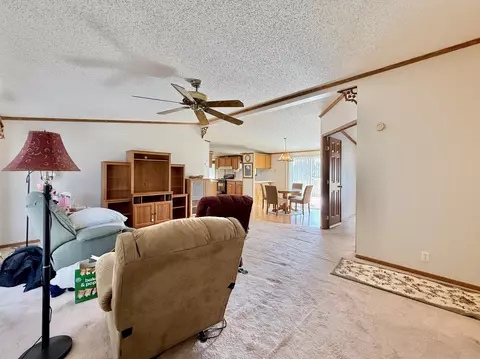 Living - 305 Cedar St, Cheboygan, MI 49721 photo 1 of 2