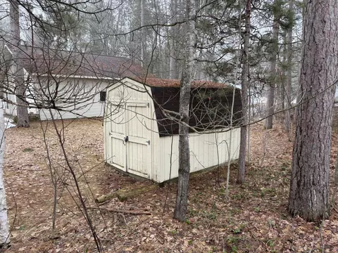 Exterior - 14911 Kings Ln, Ocqueoc, MI 49759 photo 8 of 9