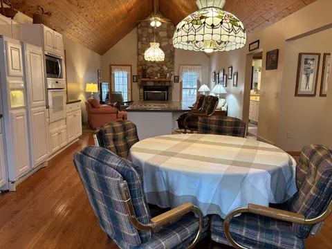 Dining - 14911 Kings Ln, Ocqueoc, MI 49759 photo 2 of 2