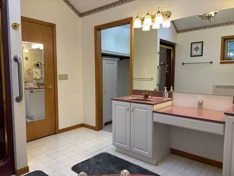 Bath - 14911 Kings Ln, Ocqueoc, MI 49759 photo 7 of 7