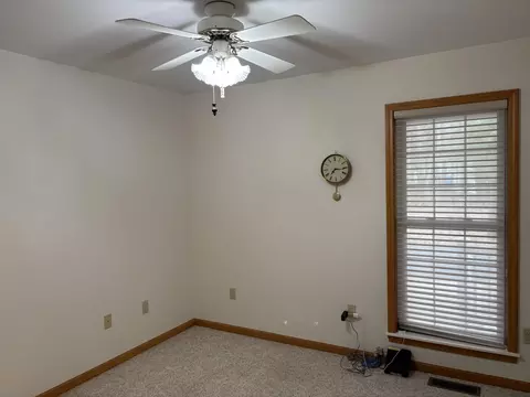 Bedroom - 14911 Kings Ln, Ocqueoc, MI 49759 photo 2 of 8