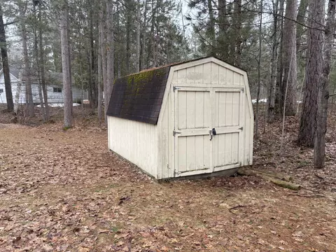 Exterior - 14911 Kings Ln, Ocqueoc, MI 49759 photo 7 of 9