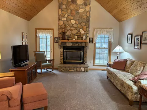 Living - 14911 Kings Ln, Ocqueoc, MI 49759 photo 5 of 5