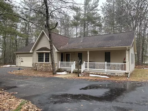 Exterior - 14911 Kings Ln, Ocqueoc, MI 49759 photo 5 of 9