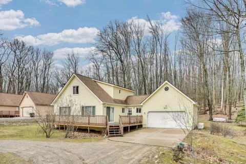 8651 N Loxley Rd, Roscommon, MI 48653