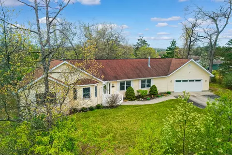 521 W 5th St, Mio, MI 48647