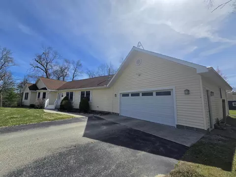 Exterior - 521 W 5th St, Mio, MI 48647 photo 5 of 36
