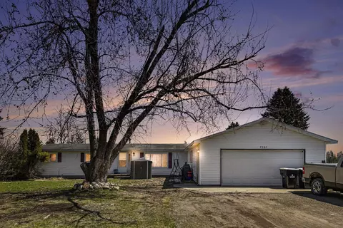 7207 Airport Rd, Vanderbilt, MI 49795
