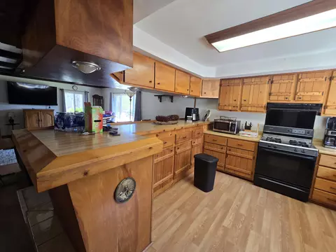 Kitchen - 3625 Weaver Rd, Comins, MI 48619 photo 2 of 5