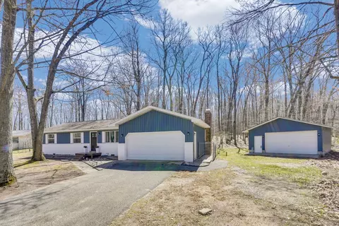 8770 Edward Kumm Dr, Roscommon, MI 48653