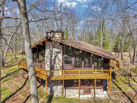 3840 S Townline Rd, Prudenville, MI 48651