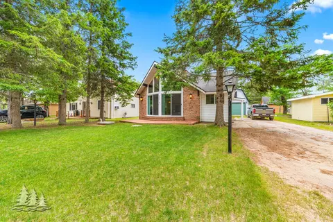 8305 Furgason Trl, Atlanta, MI 49709