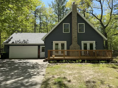101 Minton Rd, Ossineke, MI 49766