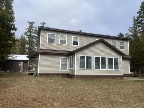 195 W Huron Dr, Bois Blanc, MI 49775
