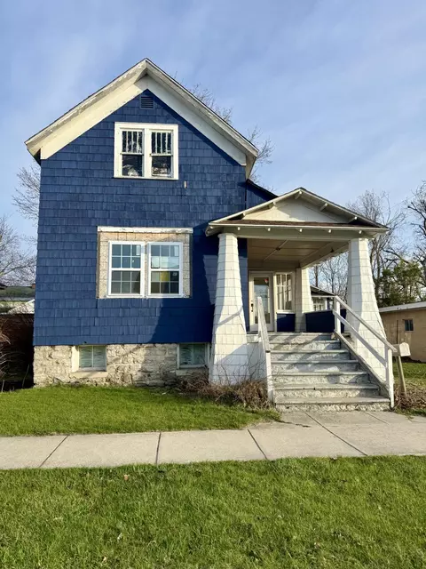 217 S 6th Ave, Alpena, MI 49707