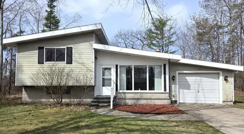 476 N Jefferson St #450 & 492, Alpena, MI 49707