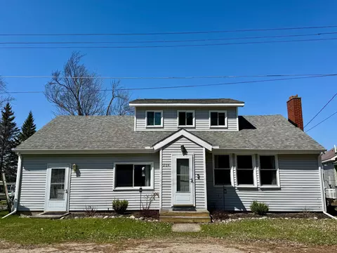 204 Broadway Rd UNIT 4, Houghton Lake, MI 48629
