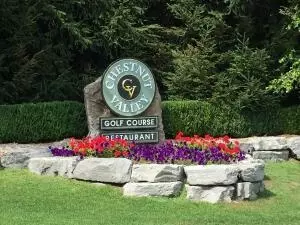 1975 1995 Clubhouse Dr, Harbor Springs, MI 49740