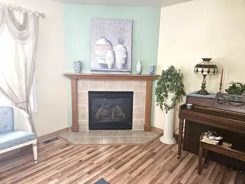 301 S 6th St, Roscommon, MI 48653 photo 3