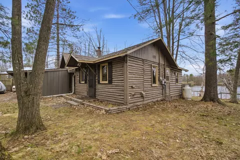 1862 Ramona Trl, Gaylord, MI 49735