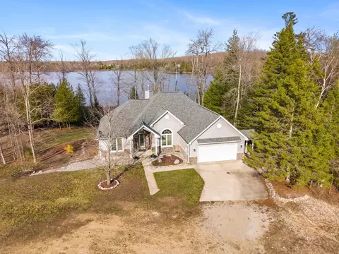 10820 Ingleside Rd, Levering, MI 49755