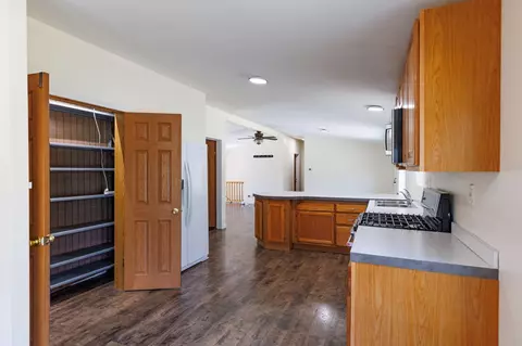 Kitchen - 5538 Powers Rd, Alanson, MI 49706 photo 2 of 3