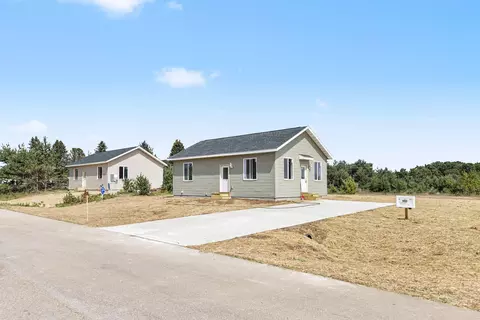 8505 Grant Rd, Mancelona, MI 49659 photo 4