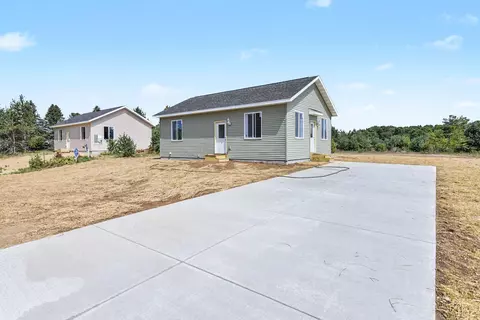 8505 Grant Rd, Mancelona, MI 49659 photo 3