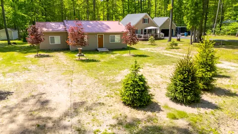 408 Kirkshire Ave, Roscommon, MI 48653