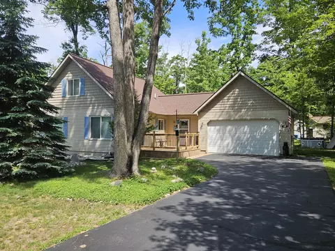 220 Robin Hood, Roscommon, MI 48653