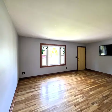 Living - 1205 Elden Dr, Alpena, MI 49707 photo 3 of 3