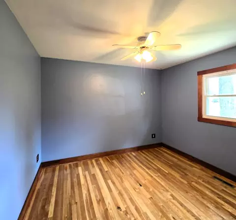 Bedroom - 1205 Elden Dr, Alpena, MI 49707 photo 3 of 5