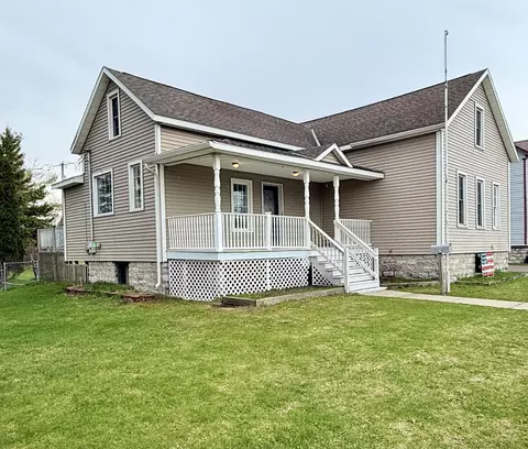 218 W Hamilton St, Alpena, MI 49707