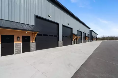 5384 Commerce Blvd #A102, Indian River, MI 49749