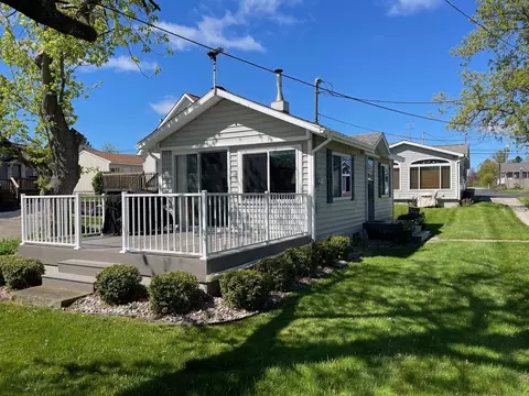 6366 W Houghton Lake Dr UNIT 5, Houghton Lake, MI 48629