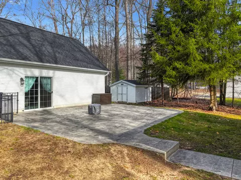 Exterior - 144 Canton St, Roscommon, MI 48653 photo 7 of 8