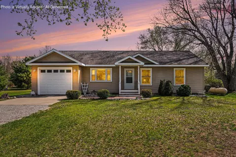 Exterior - 510 E Main St, Hale, MI 48739 photo 2 of 6