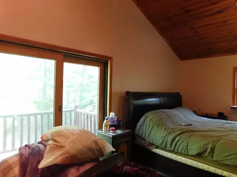 Bedroom - 11809 Bear Track Trl, Frederic, MI 49733 photo 5 of 8