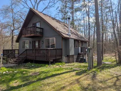 18727 N Rod And Gun Rd, Atlanta, MI 49709