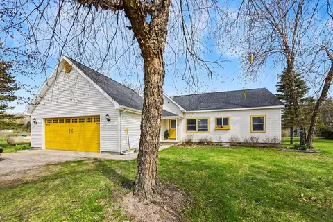 2475 School Creek Ln, Boyne Falls, MI 49713