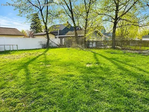 Exterior - 612 S 4th Ave, Alpena, MI 49707 photo 5 of 5