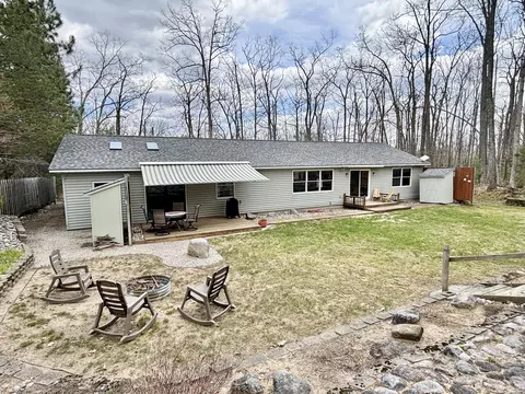 5817 Hillside Dr, Lewiston, MI 49756 photo 4