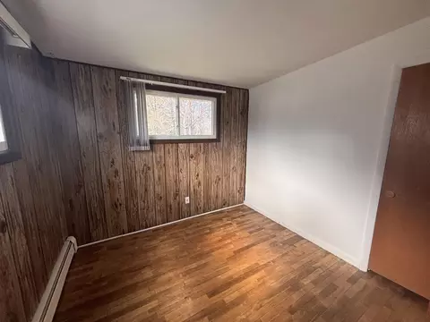 Bedroom - 1098 Wayne Rd, Alpena, MI 49707 photo 5 of 5