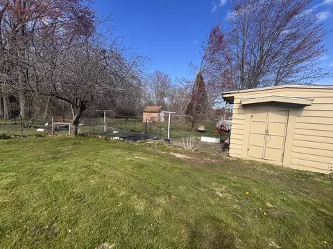 Exterior - 1098 Wayne Rd, Alpena, MI 49707 photo 2 of 2