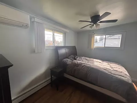 Bedroom - 1098 Wayne Rd, Alpena, MI 49707 photo 2 of 5