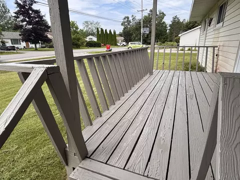 Exterior - 1098 Wayne Rd, Alpena, MI 49707 photo 1 of 10