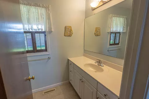 Bath - 3899 Whipoorwill Dr, Spruce, MI 48762 photo 1 of 4