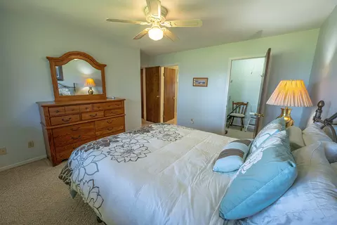 Bedroom - 3899 Whipoorwill Dr, Spruce, MI 48762 photo 2 of 5