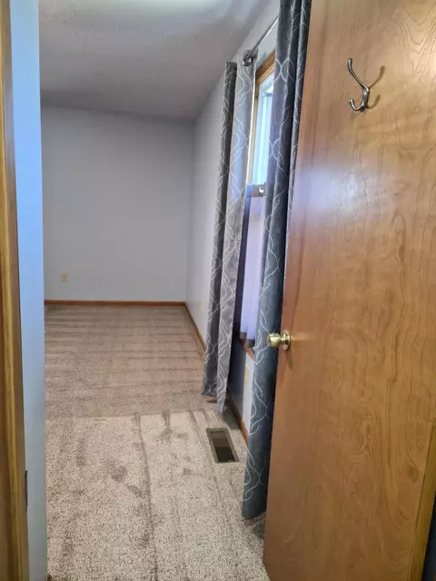 Entry Way - 1799 S Stephan Bridge Rd, Grayling, MI 49738 photo 6 of 7